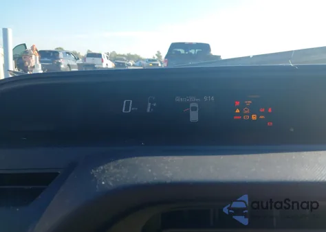 2015 Toyota Prius C Two from USA, damaged, VIN JTDKDTB36F1094099